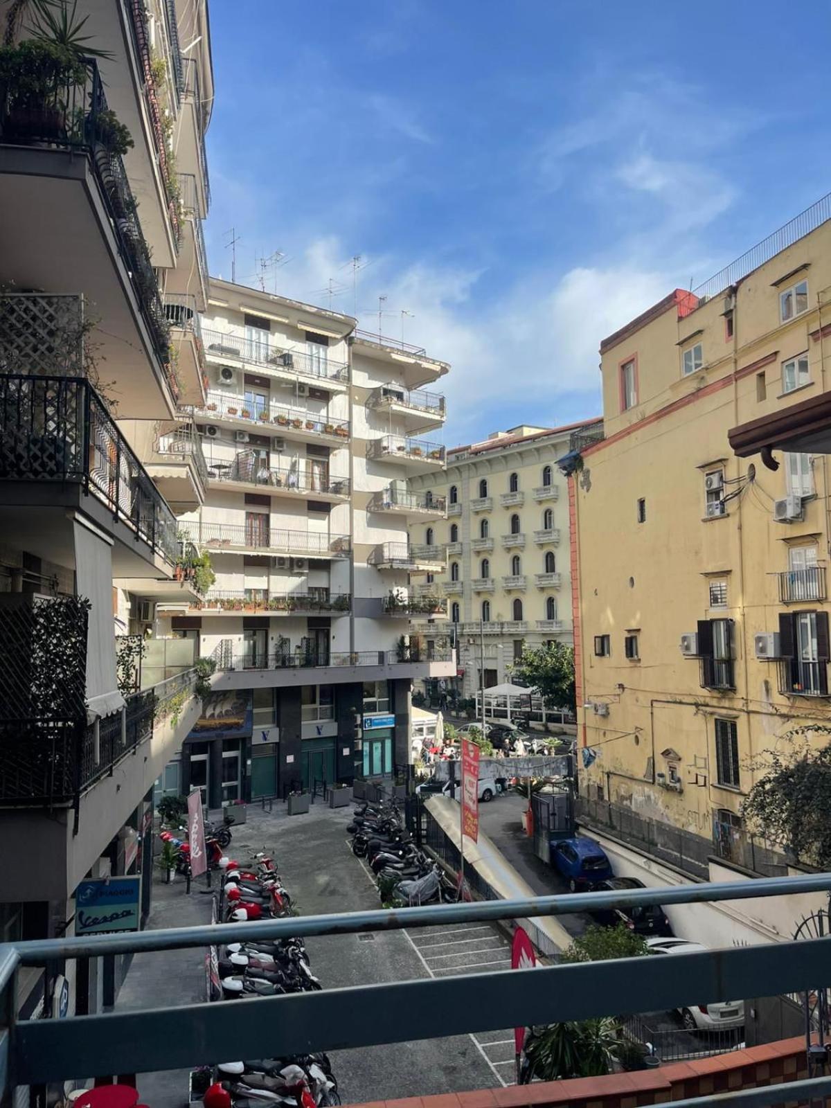 House Piazza Plebiscito By Loveinthetravel Napoli Esterno foto